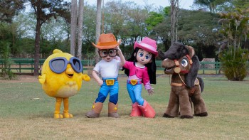 Turma da Boiadeirinha desembarca no Mogi Shopping com atração inédita