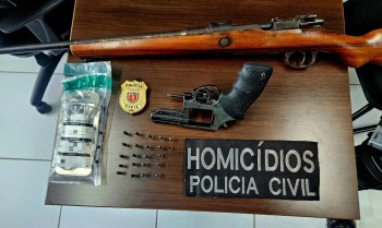 PR: Polícia prende cinco suspeitos por roubo de R$ 15 milhões em joias