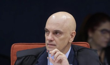 Moraes determina transferência de Bolsonaro para Papudinha