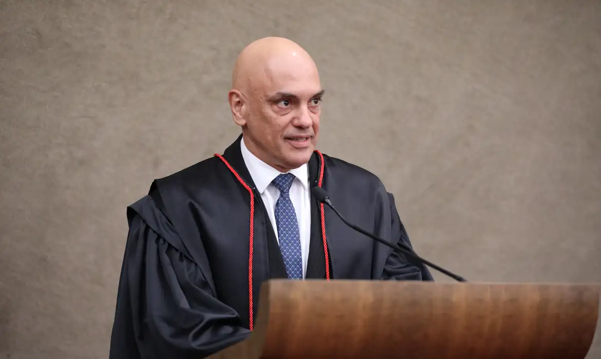 Moraes abre inquérito sobre vazamento de dados de ministros