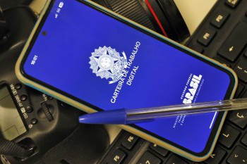 Região tem 1,6 mil vagas de emprego nas plataformas municipais 