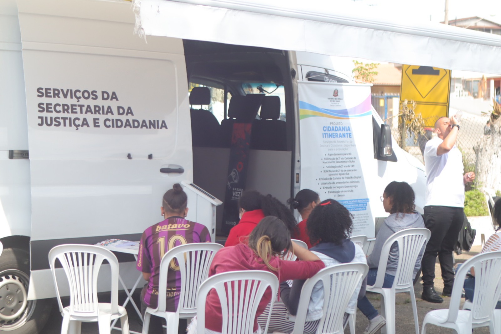 Suzano recebe 'Cidadania Itinerante' com emissão de documentos e orientações