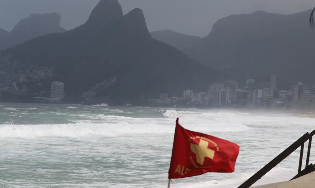 Chuva forte atinge o Rio de janeiro desde a noite desta segunda-feira