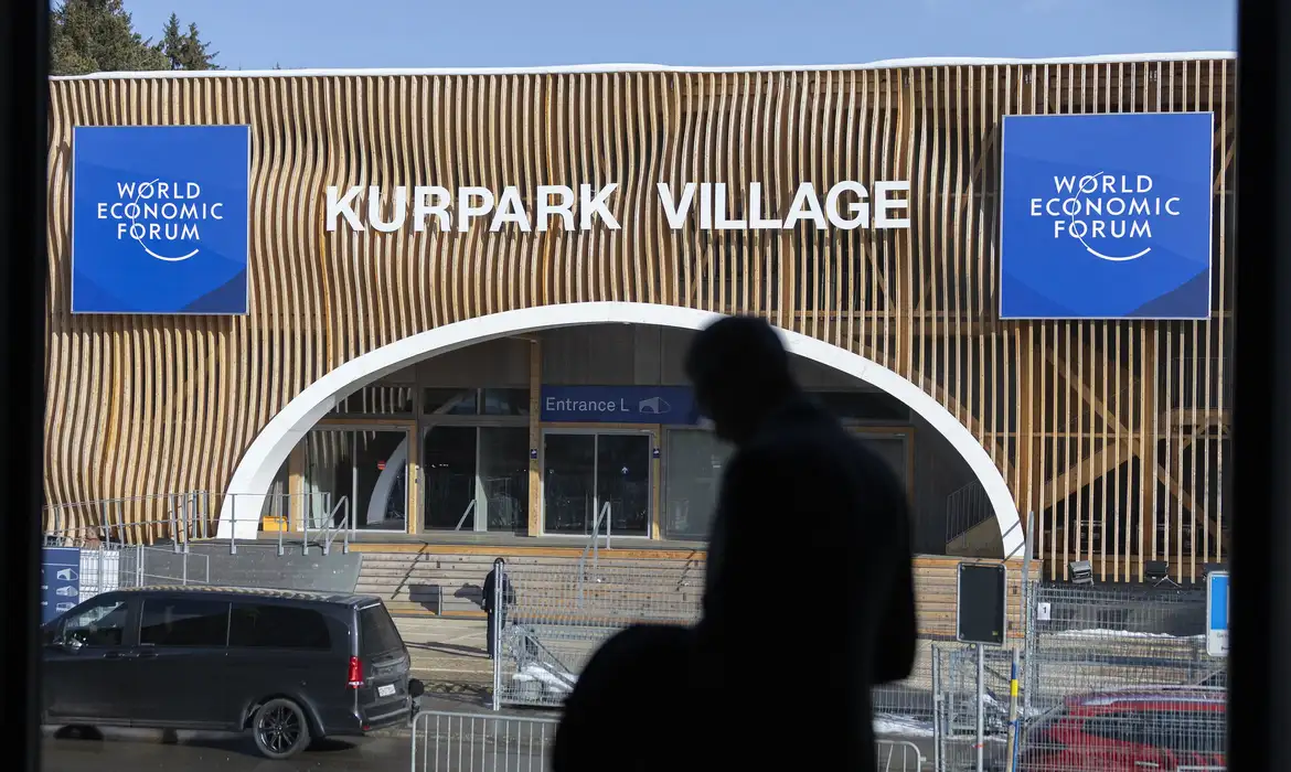 Relatório da Oxfam aponta que governos optam por defender a riqueza