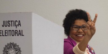 Candidata Vera Lucia vota no bairro do Ipiranga, em São Paulo
