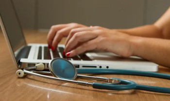 Enamed reforça importância de fiscalizar cursos, dizem especialistas