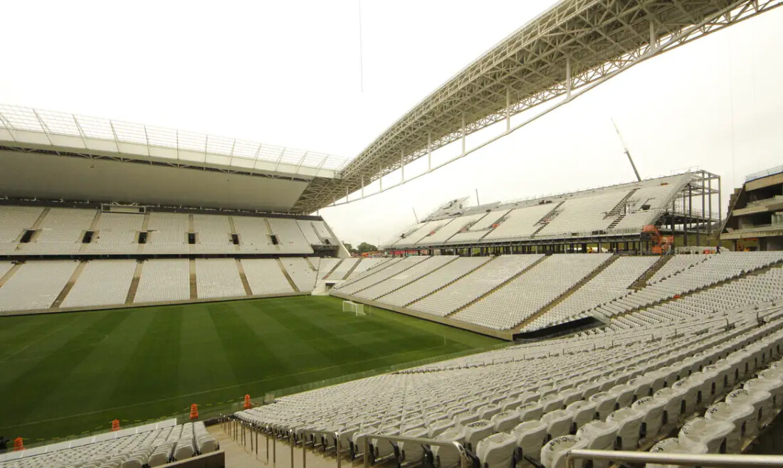 Torcedor é morto por veículo da PM no estádio do Corinthias