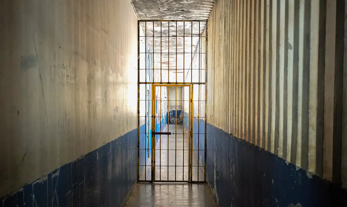 CIDH condena Brasil por manter preso em solitária por mais de 4 anos