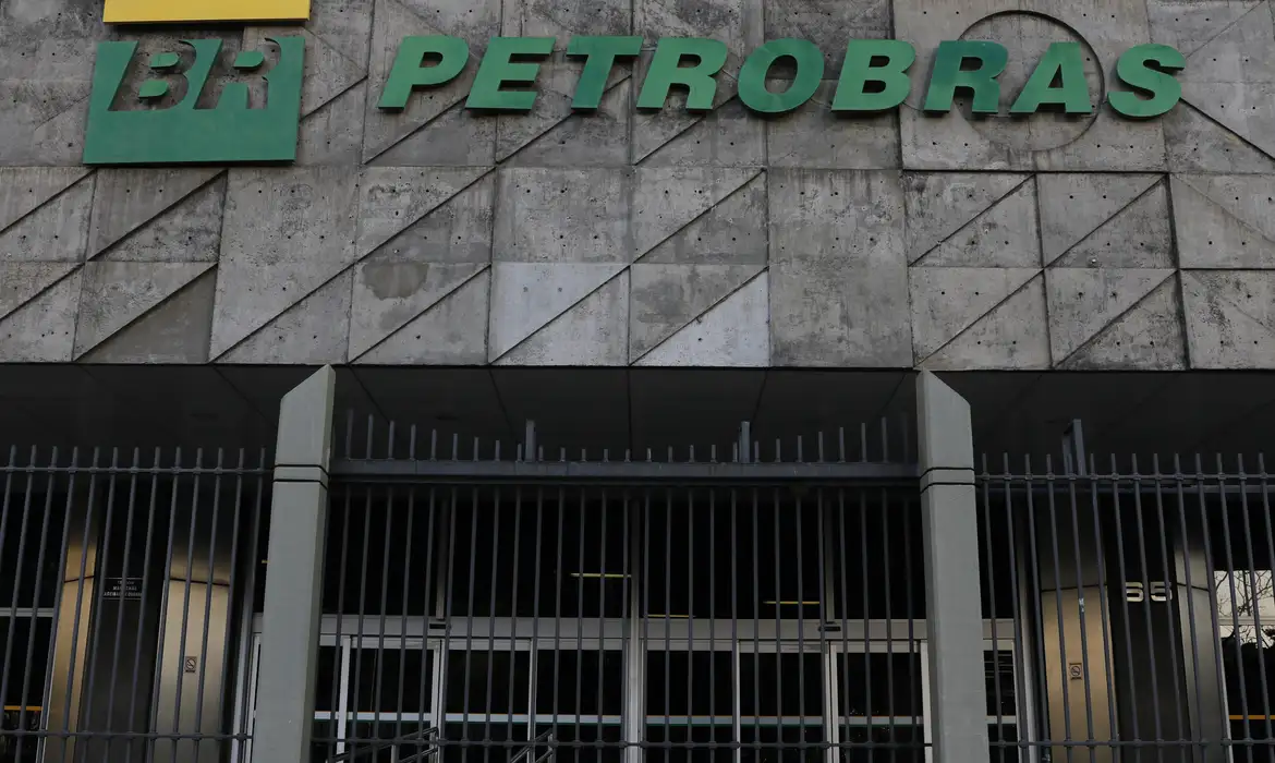 Petrobras reduz em 7,8% preço de venda do gás natural a distribuidoras