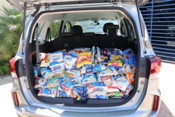 Secretaria de Esportes realiza doação de 160 quilos de alimentos ao Fundo Social