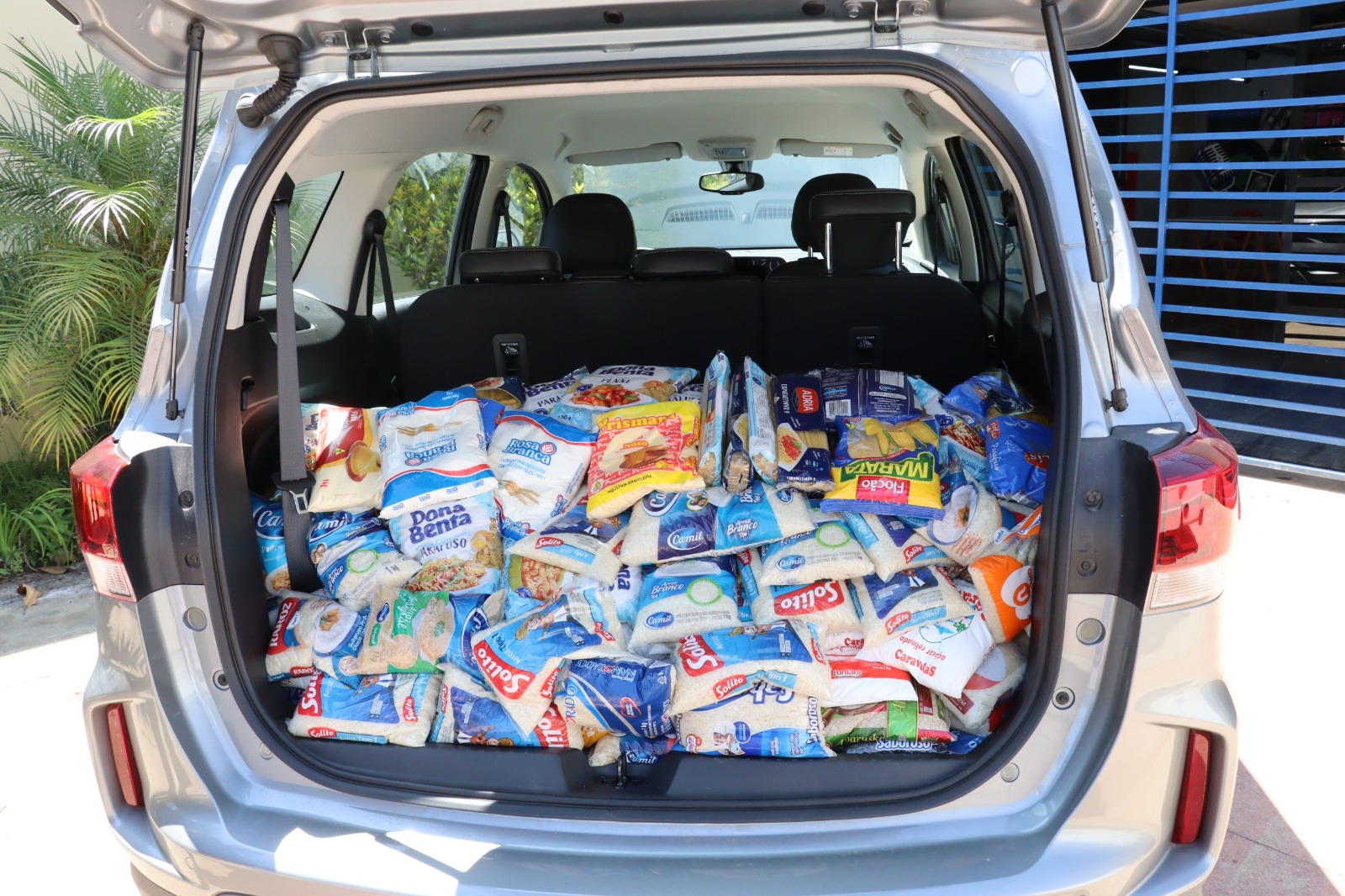 Secretaria de Esportes realiza doação de 160 quilos de alimentos ao Fundo Social