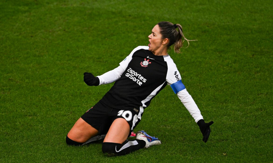 Com gol de Gabi Zanotti, Corinthians vai à final da Copa das Campeãs