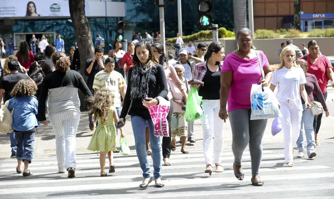 Desemprego cai para 5,1% em dezembro, o menor já registrado