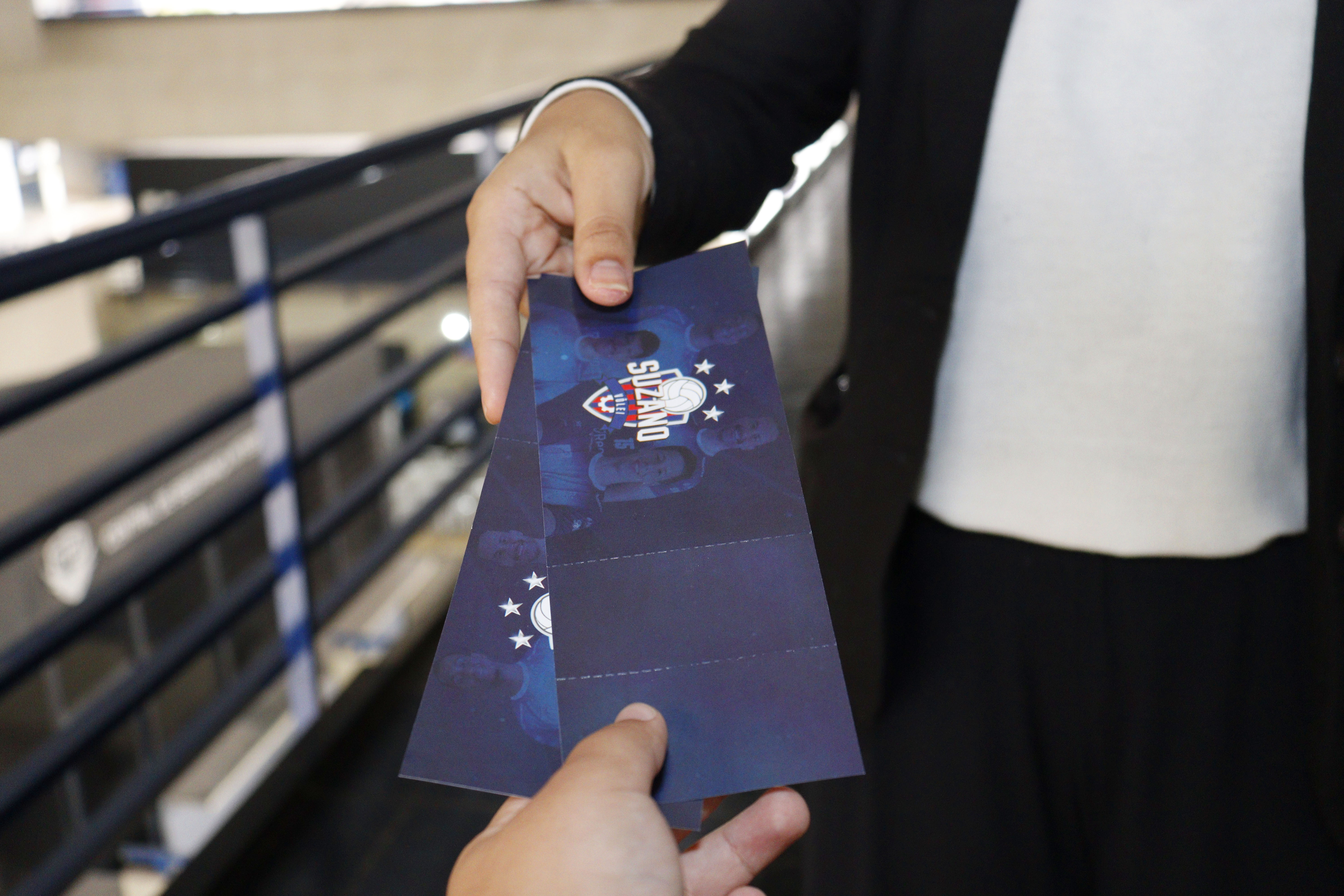 Troca solidária de ingressos para Suzano Vôlei x Sesi Bauru arrecada produtos de limpeza