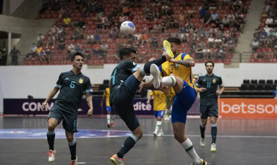 Brasil e Argentina decidem Copa América de Futsal neste domingo