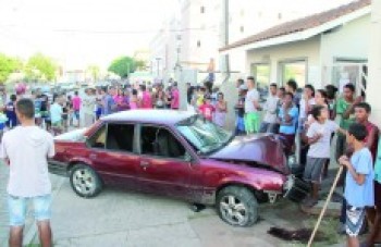 Criança é atropelada e homem é espancado