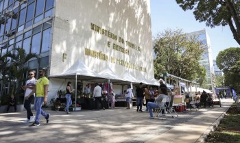 Governo libera mais R$ 4,6 bi para pagar saque-aniversário do FGTS