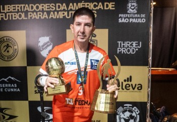 Rogerinho R9 marca o gol do título e Ourinhos é campeão da 1ª Copa Libertadores