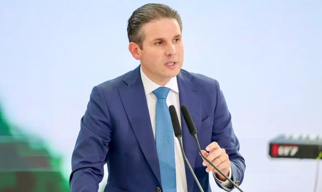 Fim da Escala 6x1 pode ser votado em maio, diz presidente da Câmara