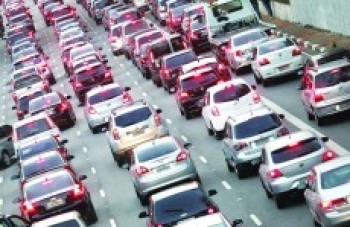 Detran.SP tem aplicativo que alerta motoristas sobre prazo para licenciamento