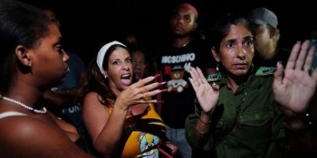 Cubanos protestam em Havana contra apagão prolongado após furacão Ian