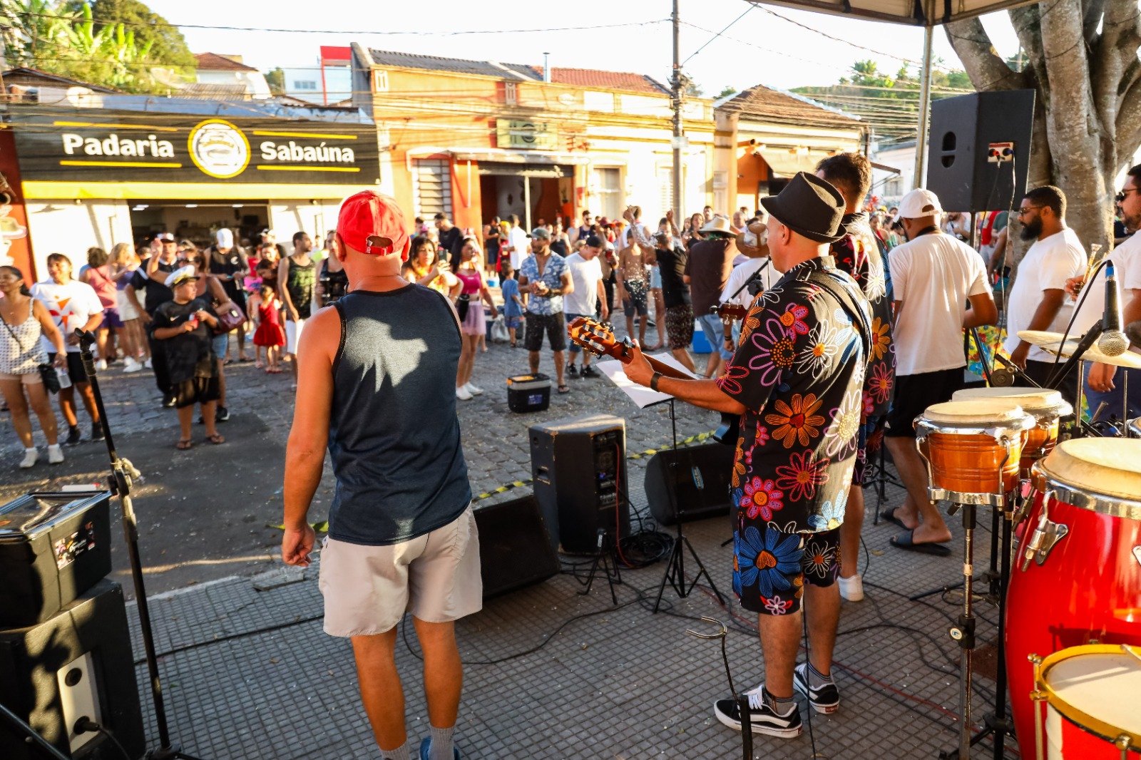 Carnaval de Sabaúna prepara quatro dias de folia e reforça tradição