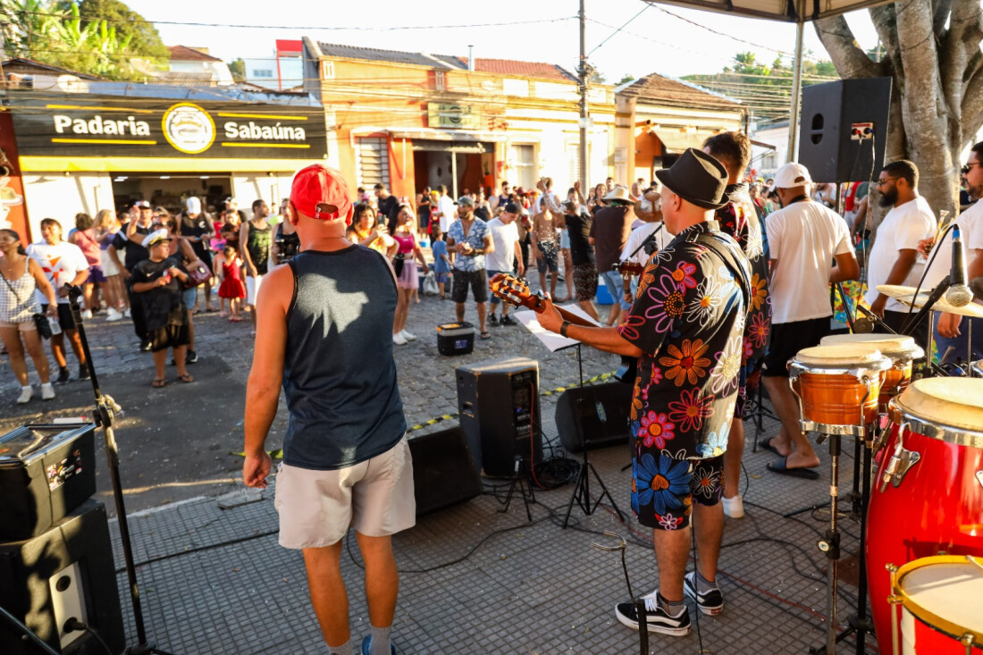 Carnaval de Sabaúna prepara quatro dias de folia e reforça tradição