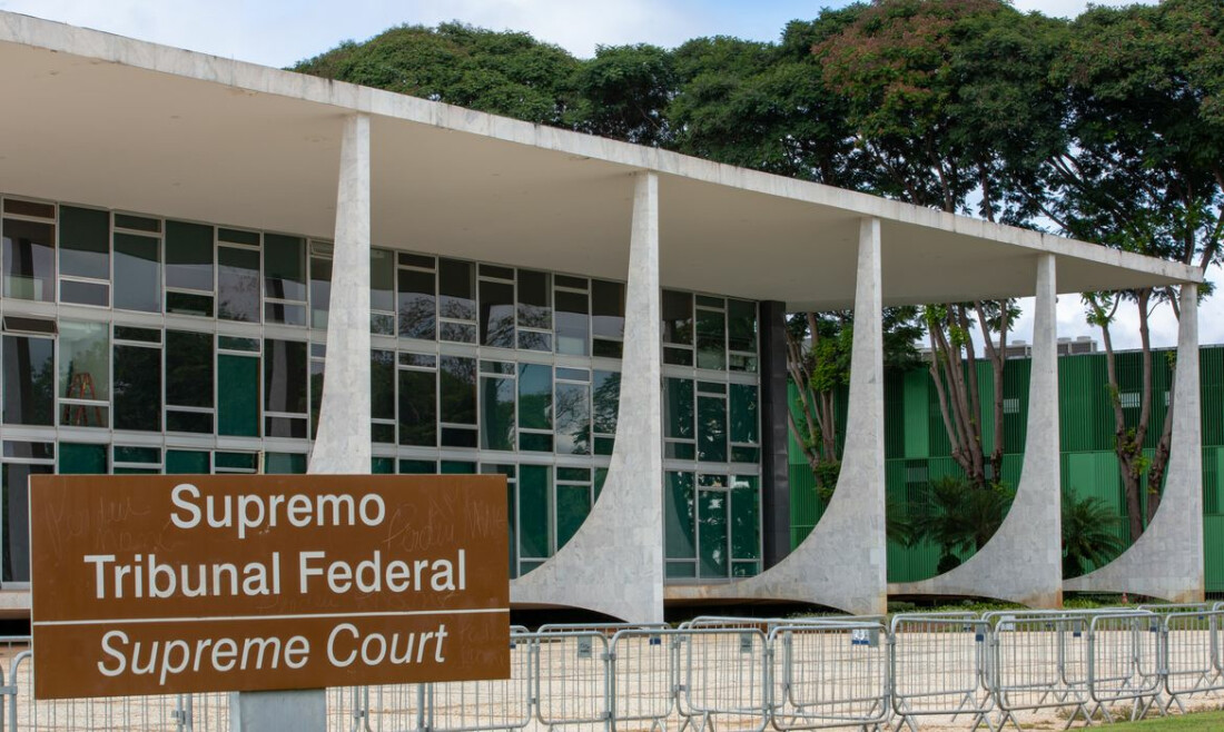 Senador vai à PGR e pede afastamento de Toffoli do caso Master