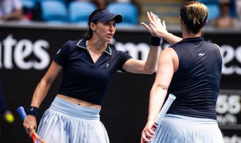 Tênis: parceria de Luisa Stefani vai para as oitavas de final em Dubai