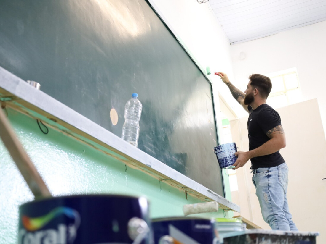 "Dinheiro Direto nas Escolas" garante autonomia financeira para melhorias estruturais