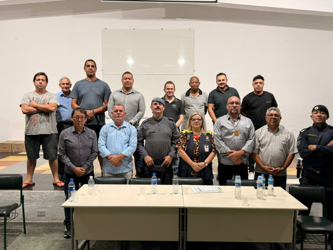 Artur Takayama participa de reunião do Conseg Centro e destaca emenda de R$ 50 mil 
