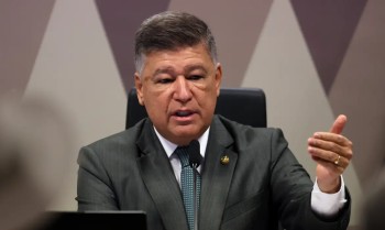 Viana recorre ao STF para obrigar depoimento de Vorcaro na CPMI