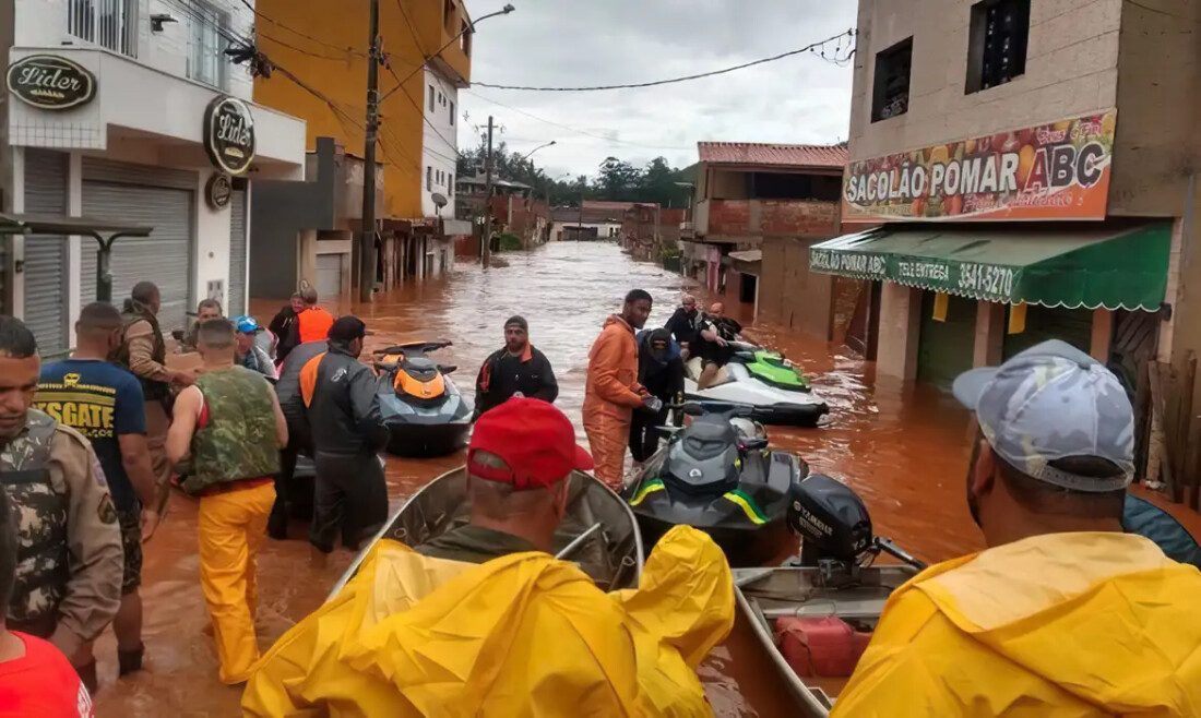 Sobe para 22 total de mortos por chuvas em Juiz de Fora e Ubá