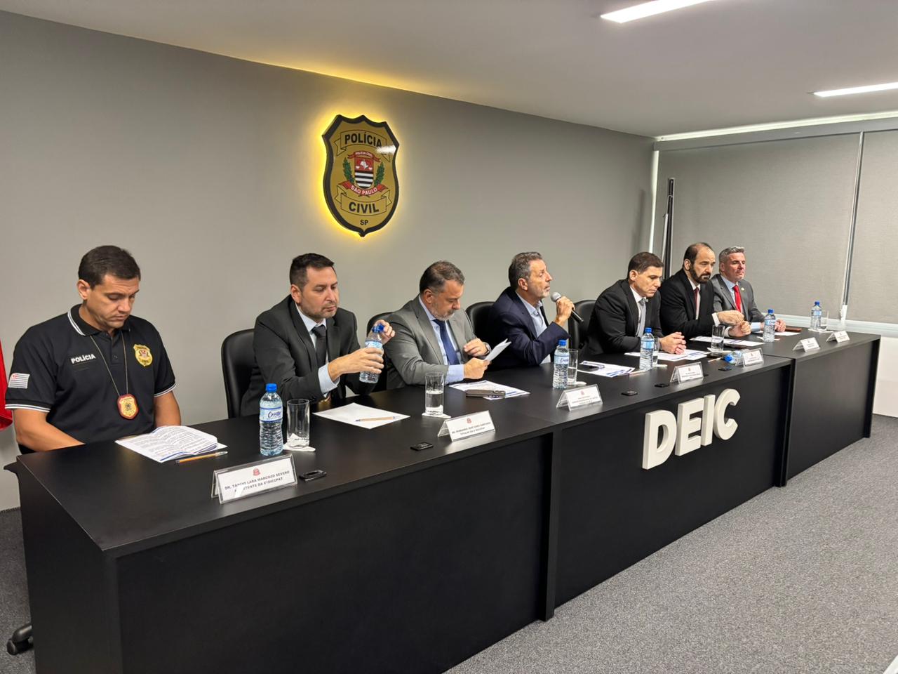 Operação Fim da Fábula prende 12 pessoas suspeitas de golpes digitais