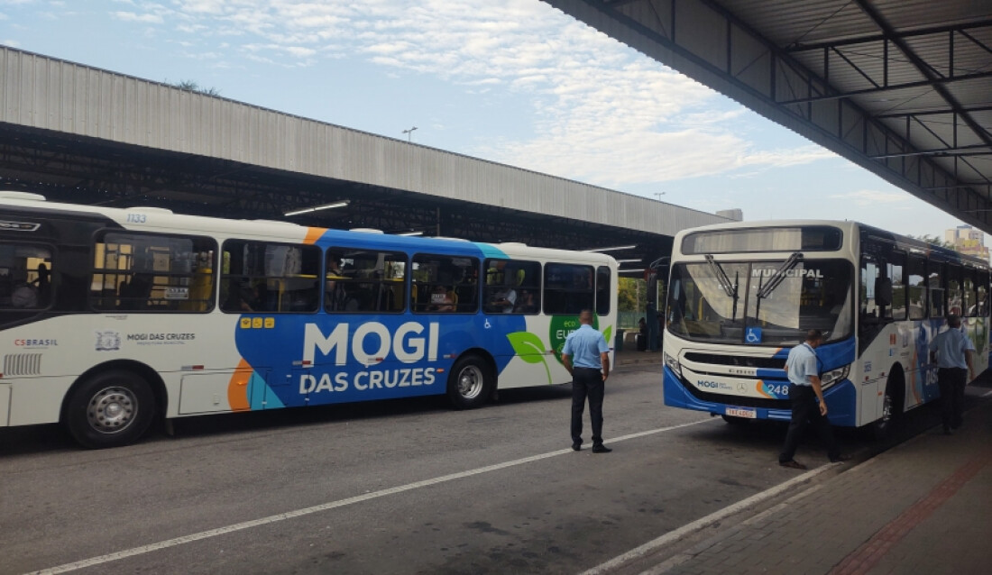 Interdição para obras altera itinerário de ônibus no Jardim Nove de Julho