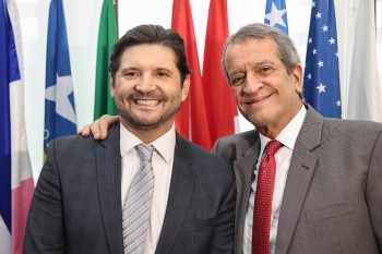 Sessão Solene concede Colar de Honra ao Mérito Legislativo a Valdemar Costa Neto