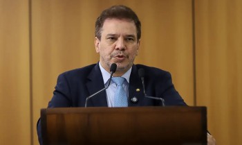 Ministro pede debate sobre recursos para combater crime organizado