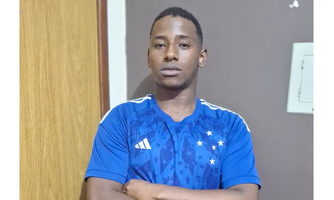 "Eu só fui”: ex-soldado salva criança em inundação em Juiz de Fora