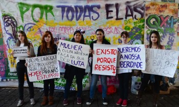 Cresce percentual de mulheres que relatam medo de ser estupradas