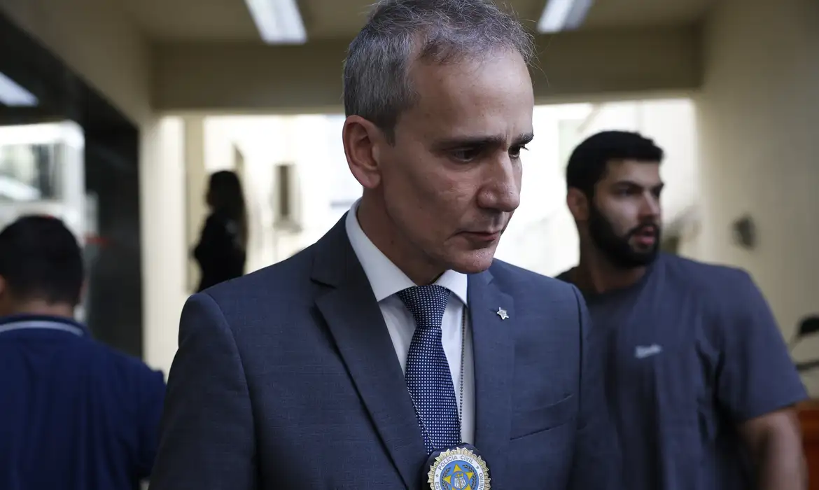 Polícia quer quebrar sigilo telefônico de réus por estupro coletivo