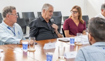 Mara Bertaiolli e DER alinham construção da nova ponte da Volta Fria