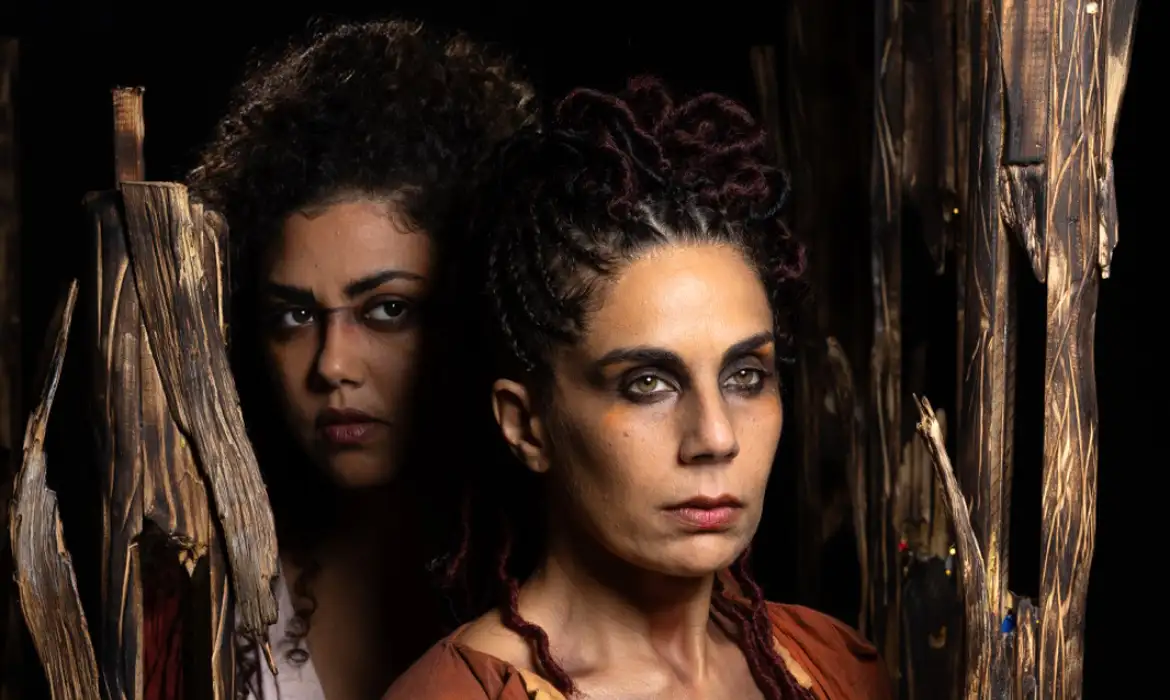 Peça de clássico grego discute violência de gênero e maternidade