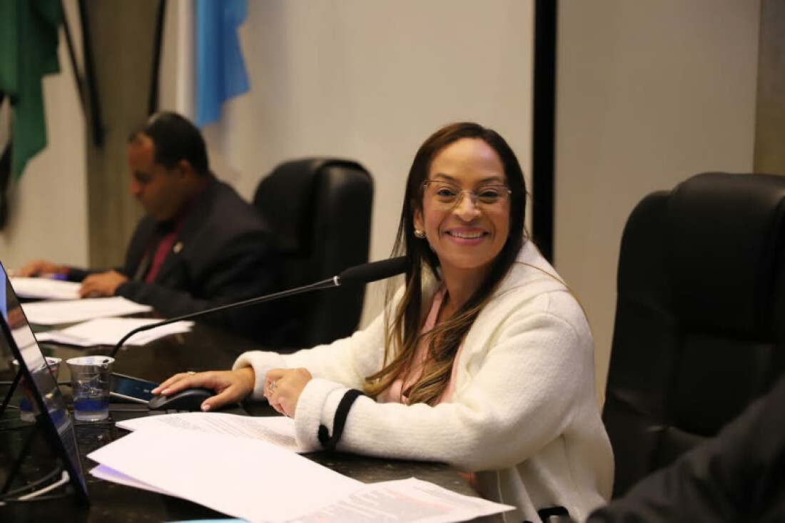 Professora Cris, de Arujá, ressalta luta legítima das mulheres 