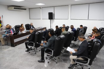 Direitos das mulheres pautam debates na sessão da Câmara de Arujá