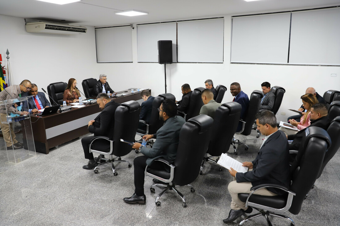 Direitos das mulheres pautam debates na sessão da Câmara de Arujá