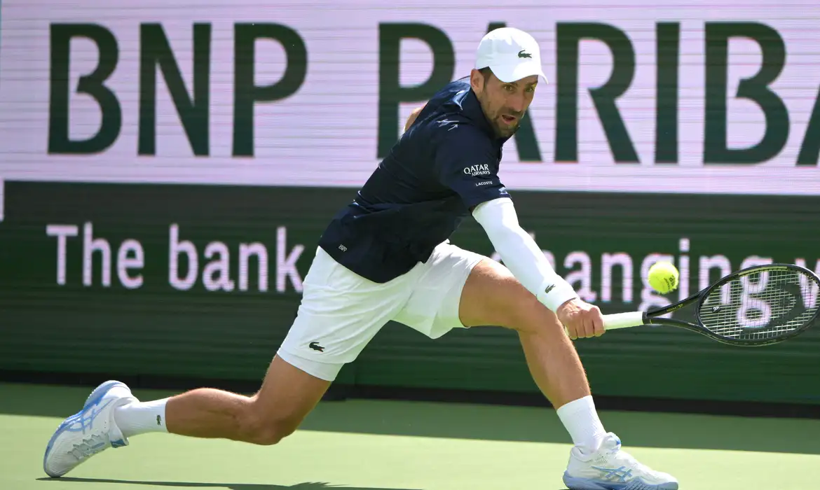 Djokovic e Alcaraz sofrem mas avançam à próxima fase em Indian Wells