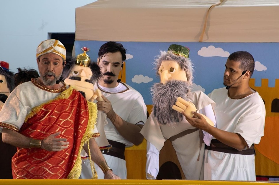 “Multiplicando $” utiliza teatro como ferramenta de educação financeira em Mogi 