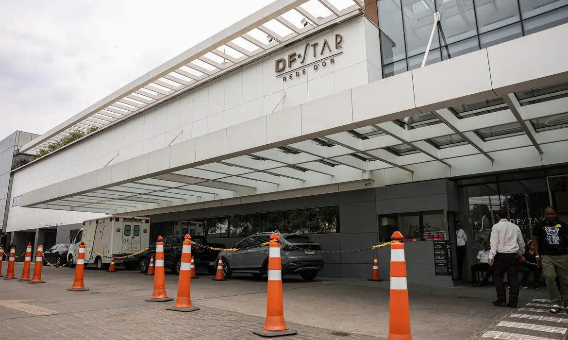 Bolsonaro tem piora da função renal e aumento de inflamação