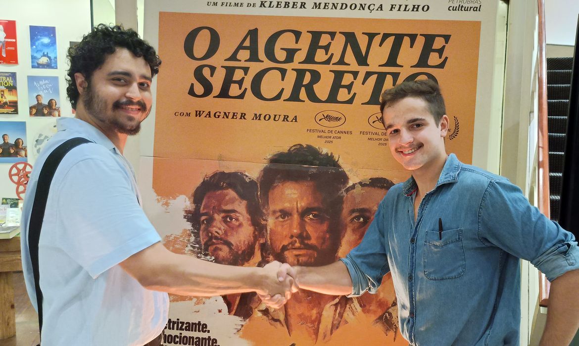 Festa para o Oscar tem concurso de sósias de Wagner Moura no Rio