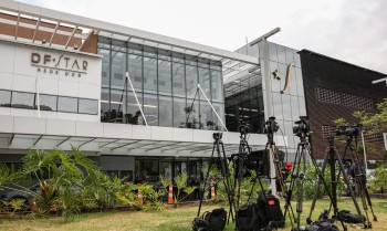 Entidades pedem proteção a jornalistas que cobrem doença de Bolsonaro